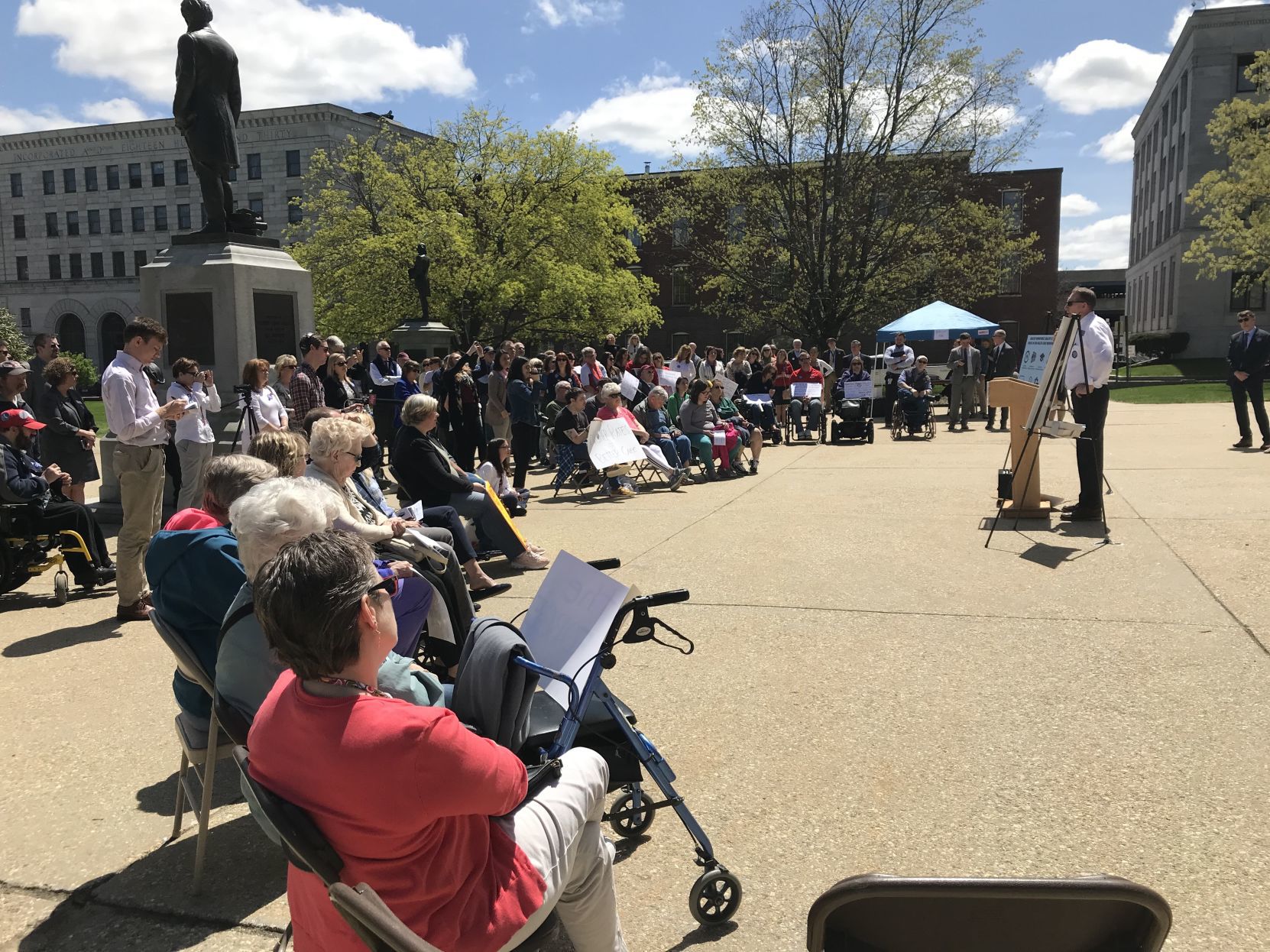 State House protest over Medicaid rates